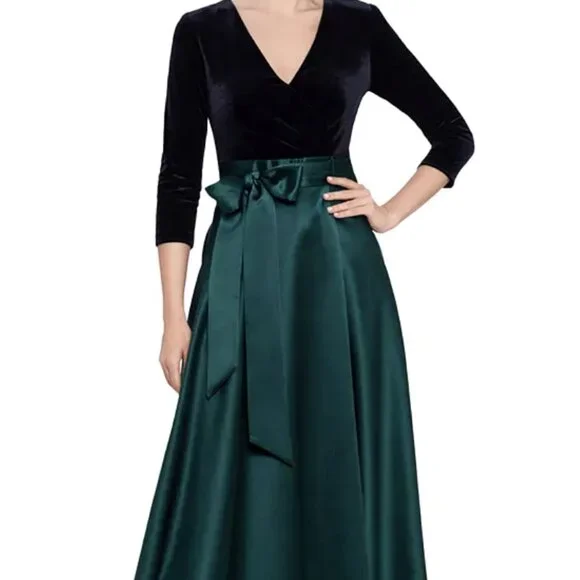 Xscape | Dresses | Xscape Black Velvettop Ball Gown With Green Floorlength  Skirt And Pockets Nwt | Poshmark